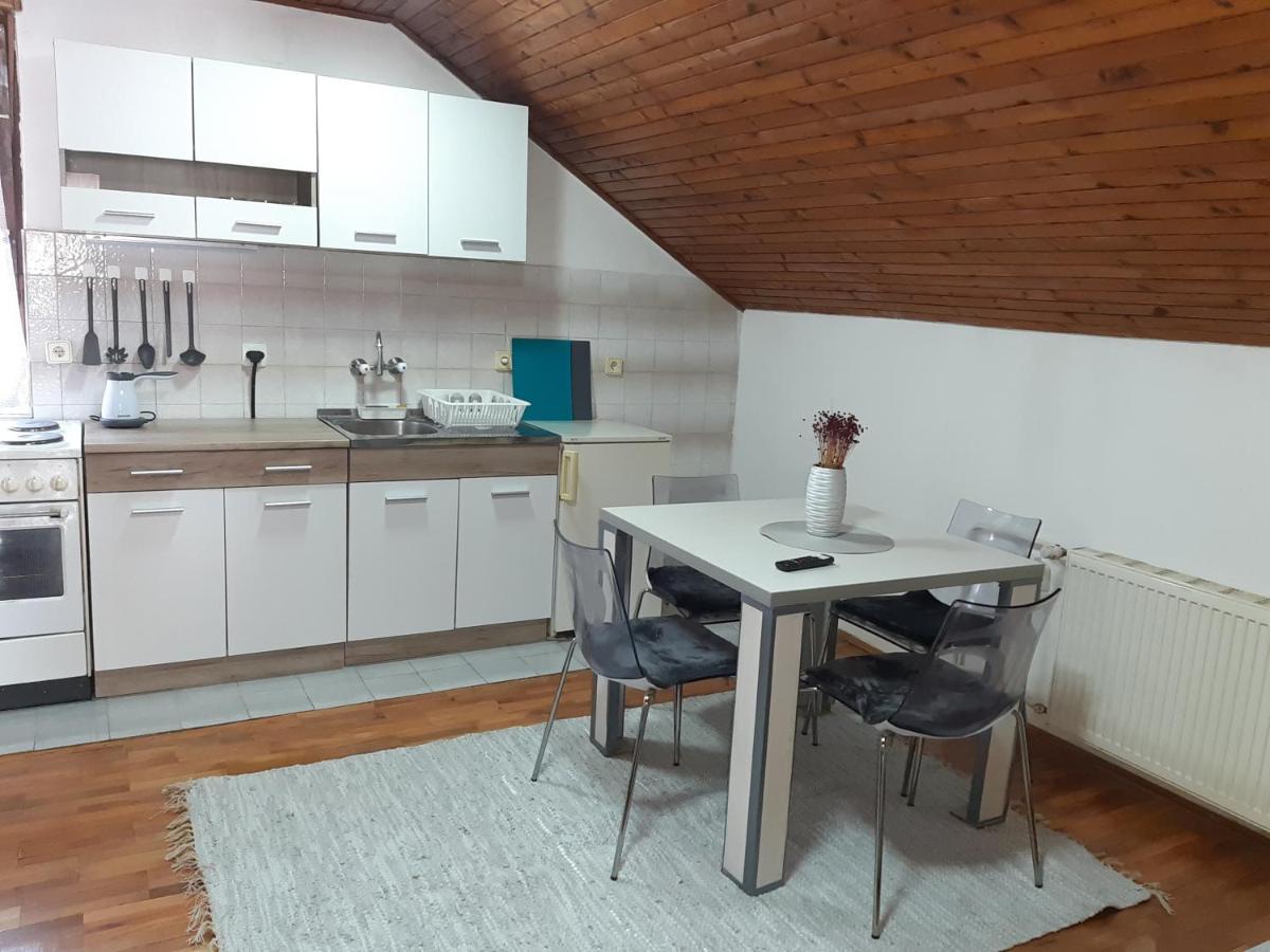 Apartman Ljiljan Ni Kültér fotó